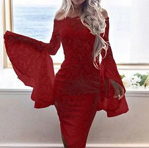 Red Off-shoulder bodycon lace dress
